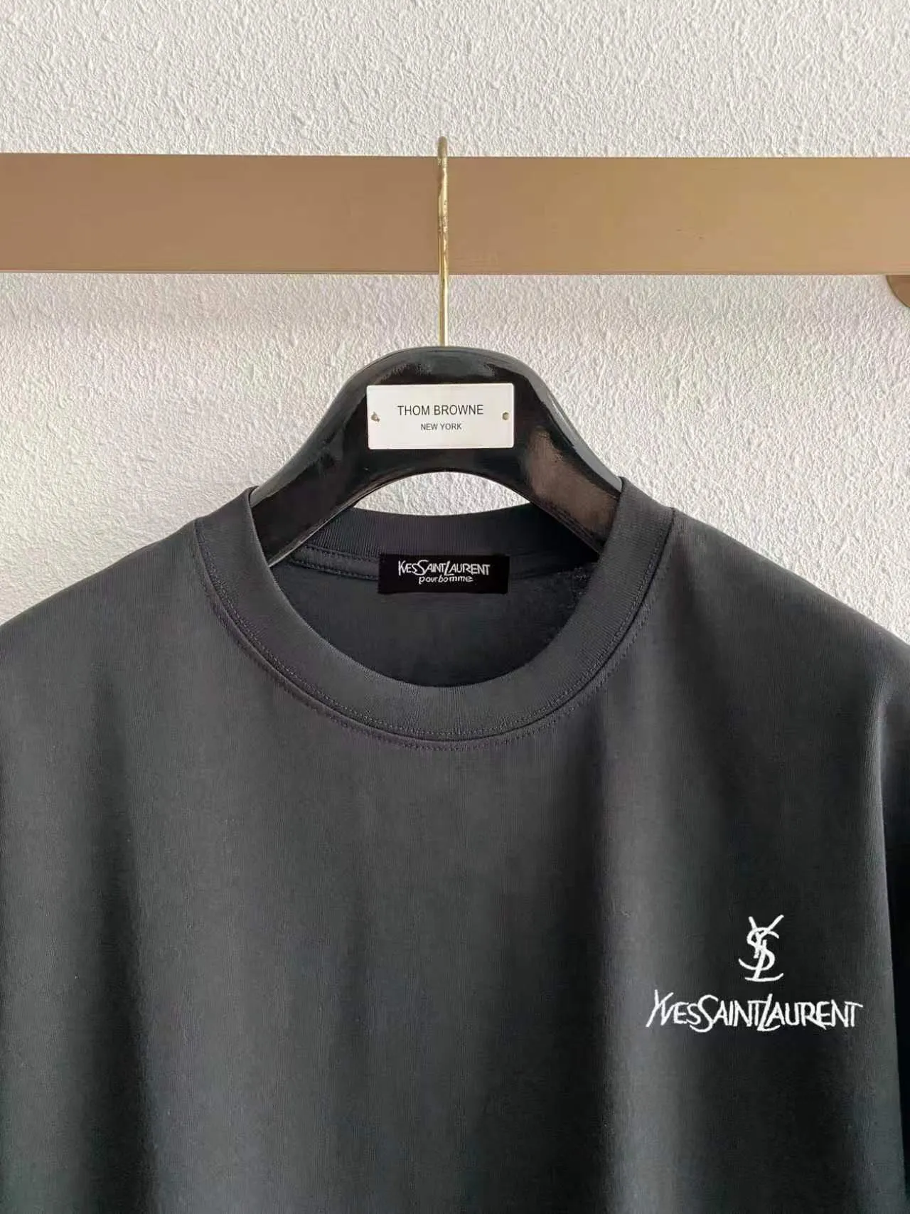Ysl/ * New Arrival ， ， ， ， T Same Style。 :Black White Blue Gray Size:S（90-130 ） M（125-140 ） L（135-160 ） XL（160-180 ） XXL（180-210 ）